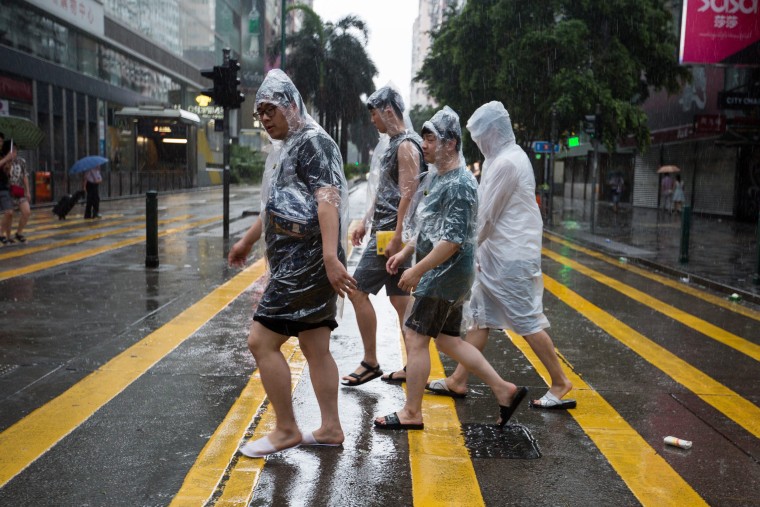Image: Typhoon Nida causes disruptions across Hong Kong
