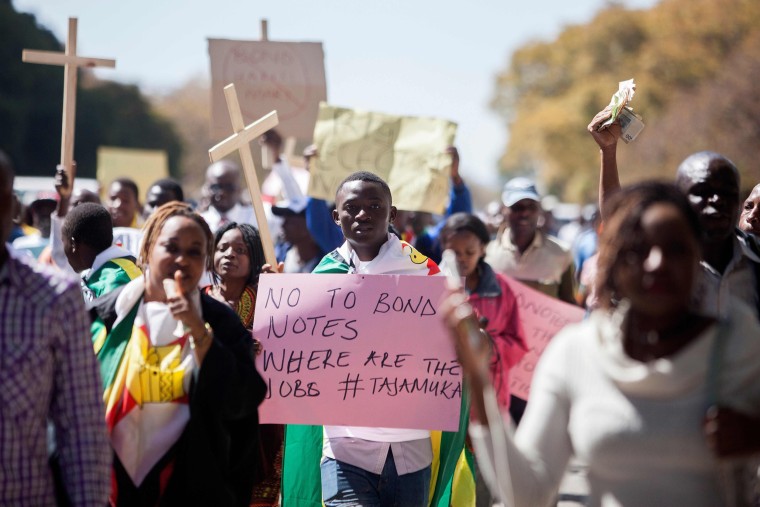 Image: TOPSHOT-ZIMBABWE-POLITICS-DEMONSTRATION