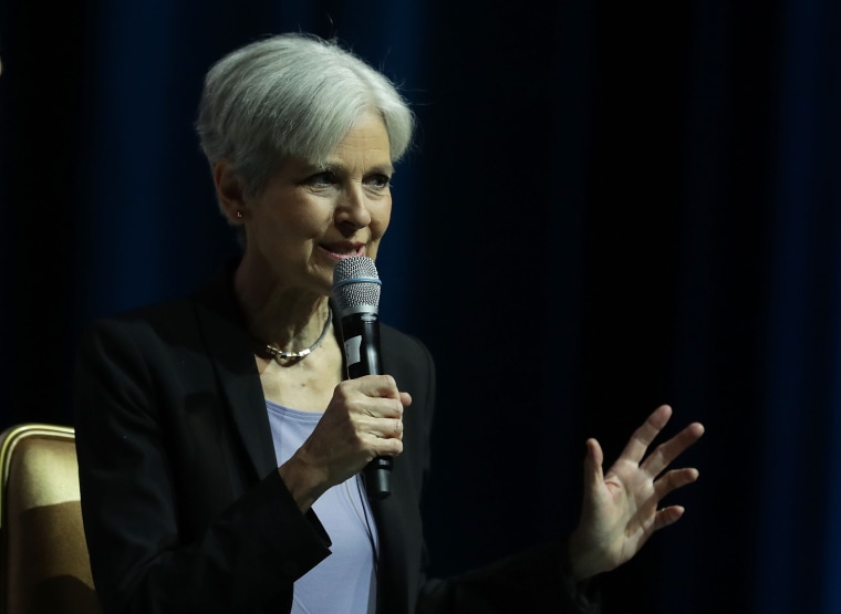 Image: Third Party Presidential Candidates Gary Johnson And Jilll Stein Take Part In Forum At The Asian American Journalists Association Conf