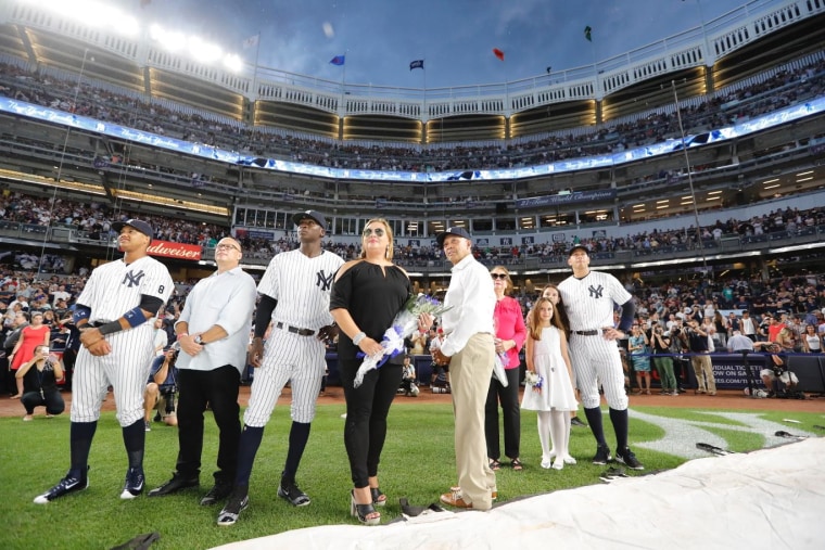THIS DAY IN BÉISBOL: April 1 Lou Piniella traded to the Royals, becomes a  star - Latino Baseball