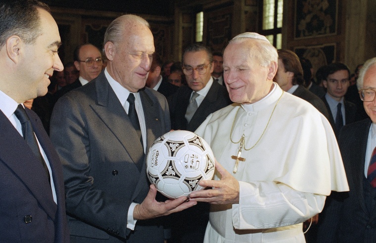 IMAGE: Joao Havelange and Pope John Paul II