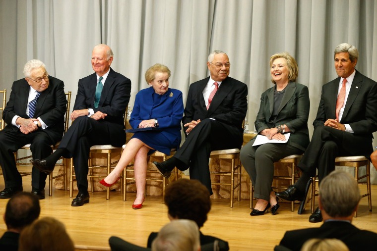 Image: Henry Kissinger (L-R), James Baker, Madeleine Albright, Colin Powell, Hillary Clinton and John Kerry in 2014