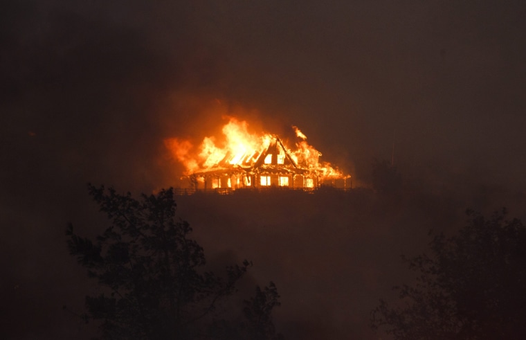 Image: Blue Cut Fire burns near Los Angeles, California
