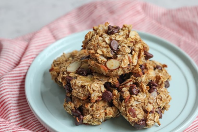 Skinny banana oat flaxseed cookies