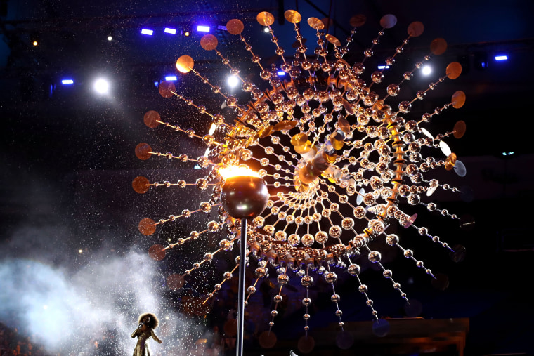 Image: Closing Ceremony 2016 Olympic Games - Olympics: Day 16