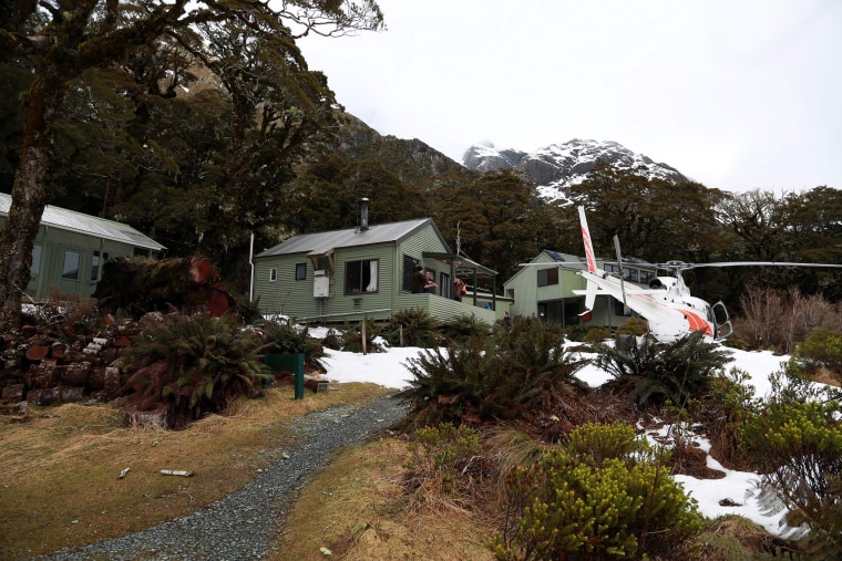 Image: Lake Mackenzie Hut