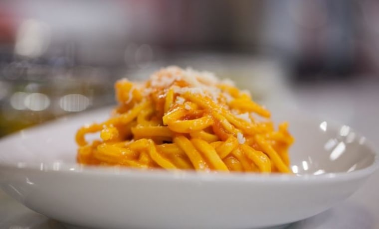 Scott Conant's pasta pomodoro recipe