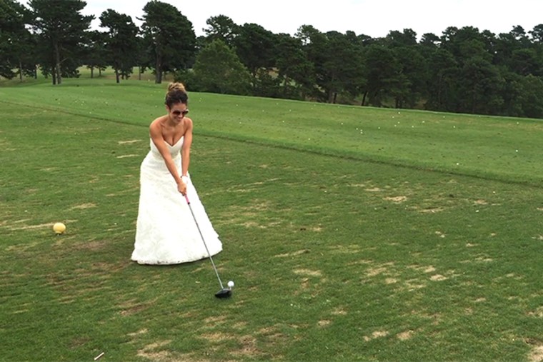 Samantha Burns wears wedding dress every anniversary here s why