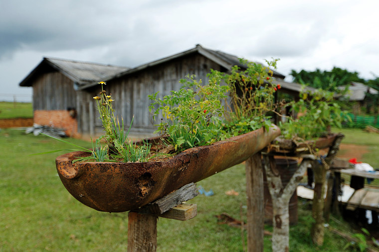 Image: The Wider Image: Lethal legacy of secret war in Laos