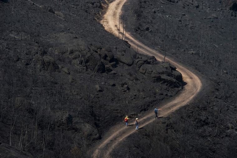 Image: TOPSHOT-SPAIN-FIRE-WEATHER