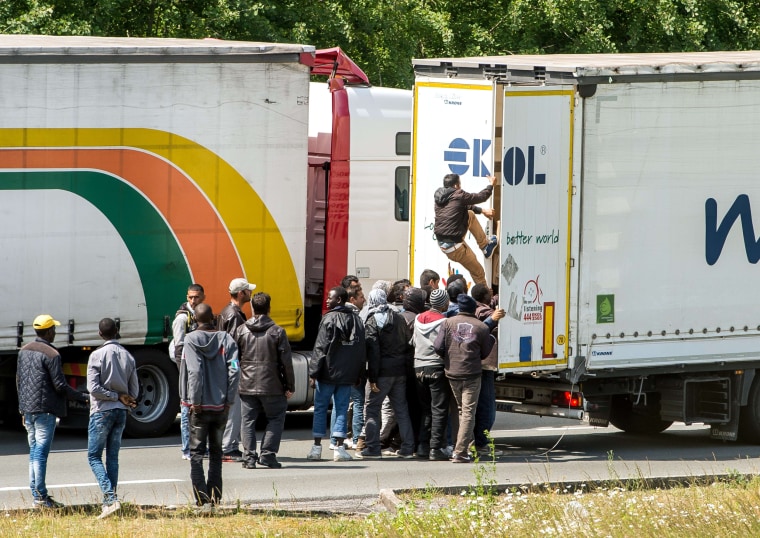 Image: Migrants in Calais, France