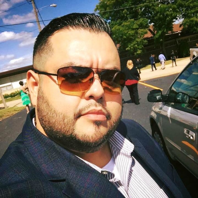 Joel Cervantes Macias felt compelled to help the 89-year-old vendor.