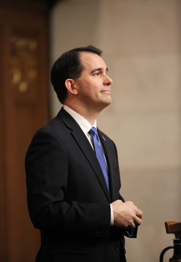 Image: Walker delivers his State of the State address