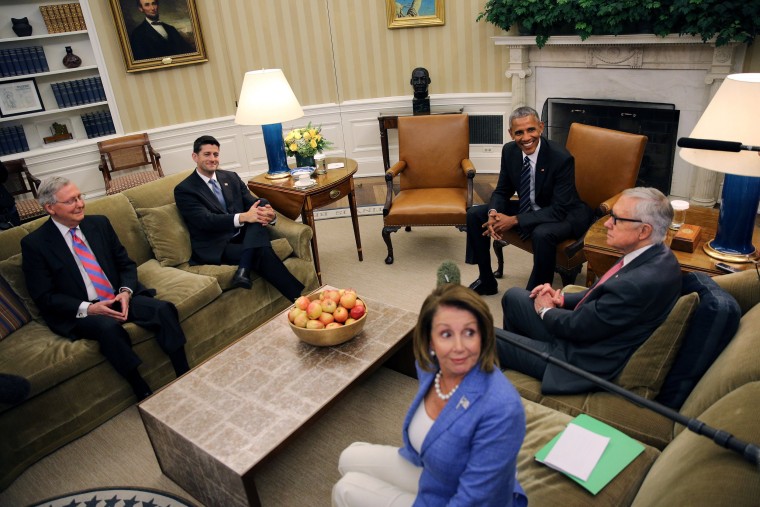 Image: U.S. President Barack Obama meets with Speaker Paul Ryan (2nd-L), Senate Majority Leader Mitch McConnell (L), Senate Democratic Leader Harry Reid (R) and House Democratic Leader Nancy Pelosi (C) at the Oval Office in the White House, Washington U.S