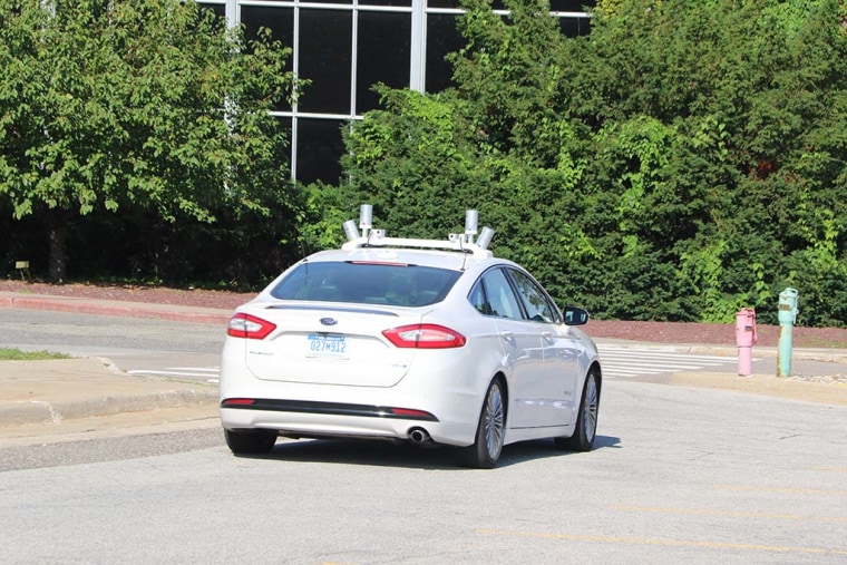 Ford's driverless cars should be on the road by 2025, said CEO Mark Fields.