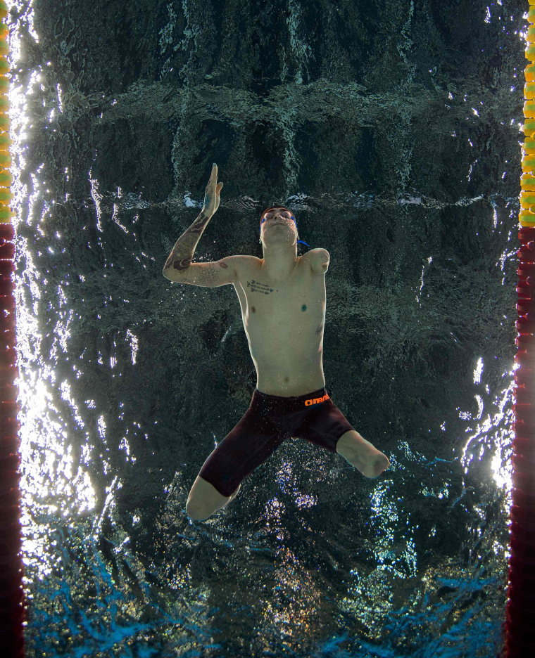 Image: TOPSHOT-SWIMMING-OLY-2016-PARALYMPIC