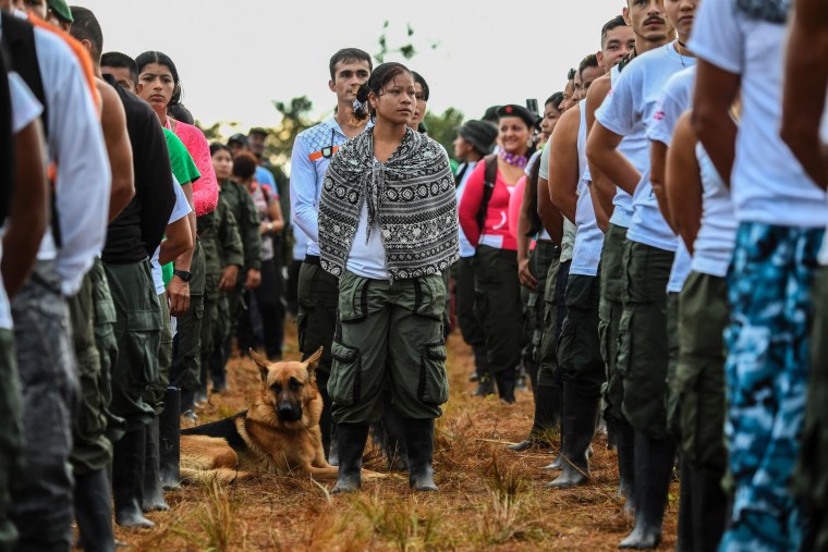 Image: TOPSHOT-COLOMBIA-PEACE-GUERRILLA-CONFERENCE