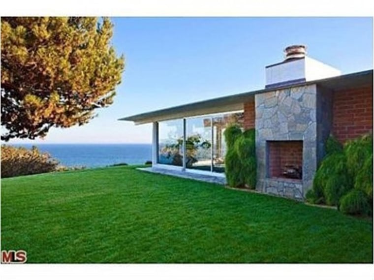 Brad Pitt's Malibu bachelor pad