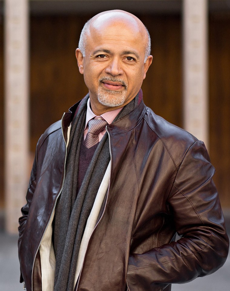 Abraham Verghese, an author, doctor, and professor of medicine at Stanford University, is scheduled to receive the National Humanities Medal on Sept. 22.