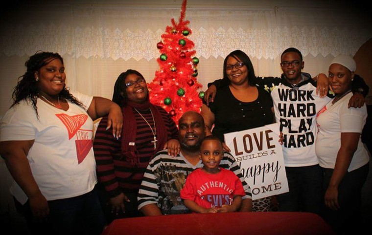 Terence Crutcher with family.