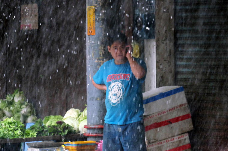 Image: Typhoon Megi hits Taiwan