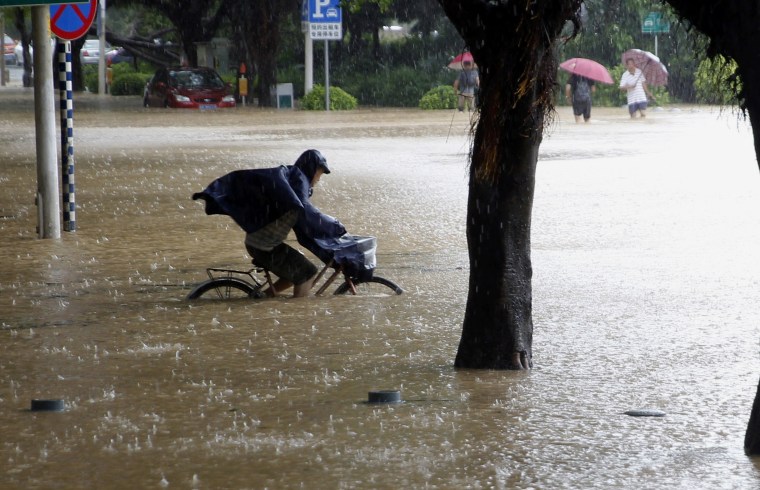 Image: Typhoon Megi hits Taiwan