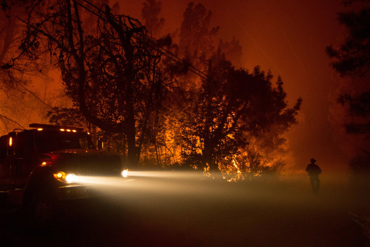 Image: TOPSHOT-US-WILDFIRE