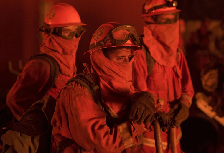 Image: TOPSHOT-US-WILDFIRE