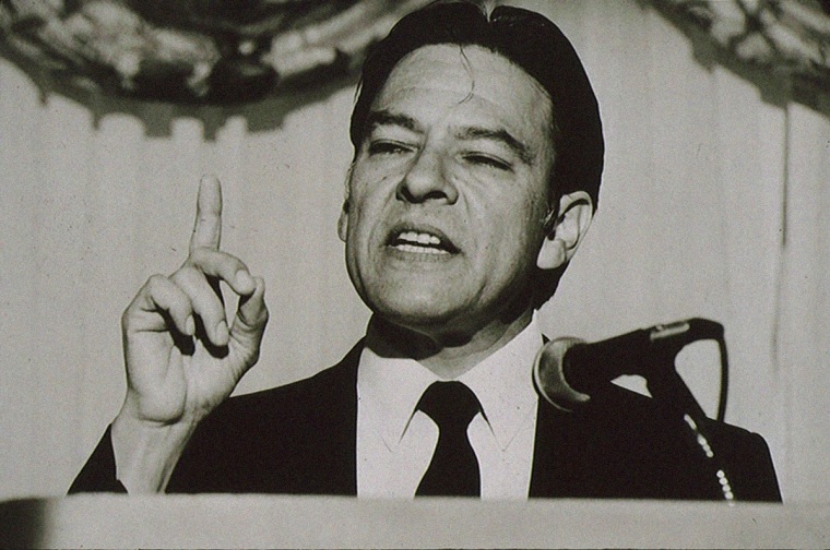 Undated photo of Willie Velasquez giving a speech.