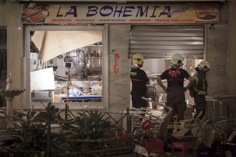 Image: 77 people were injured in restaurant blast