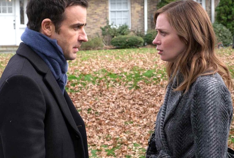 Emily Blunt and Justin Theroux in Girl on a train