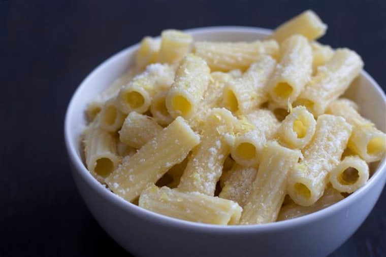 Giada's olive oil, lemon and parmesan pasta