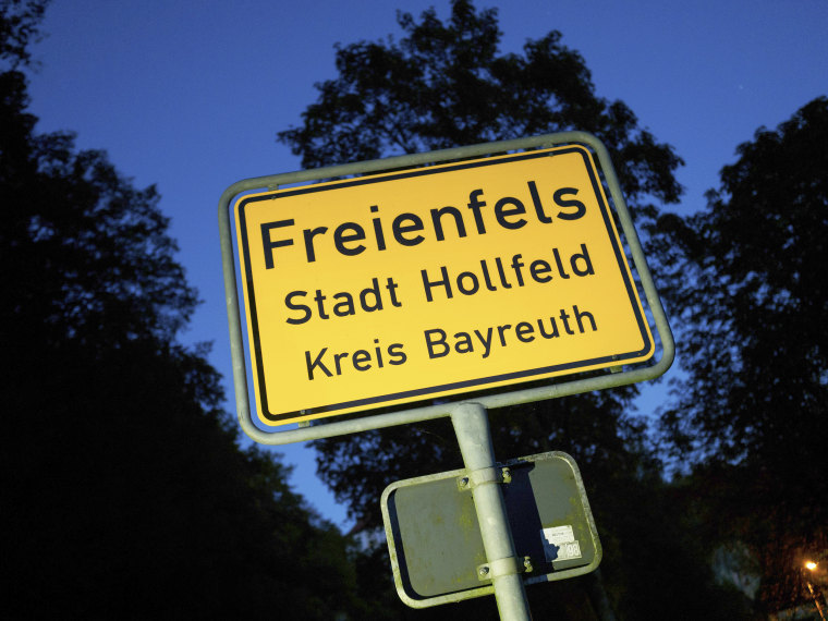 Image: Freienfels town sign