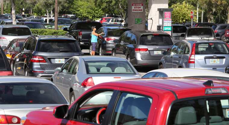 IMAGE: Line for gas in Florida