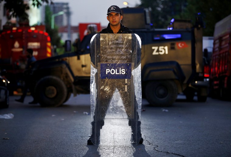 Image: Turkish police officer