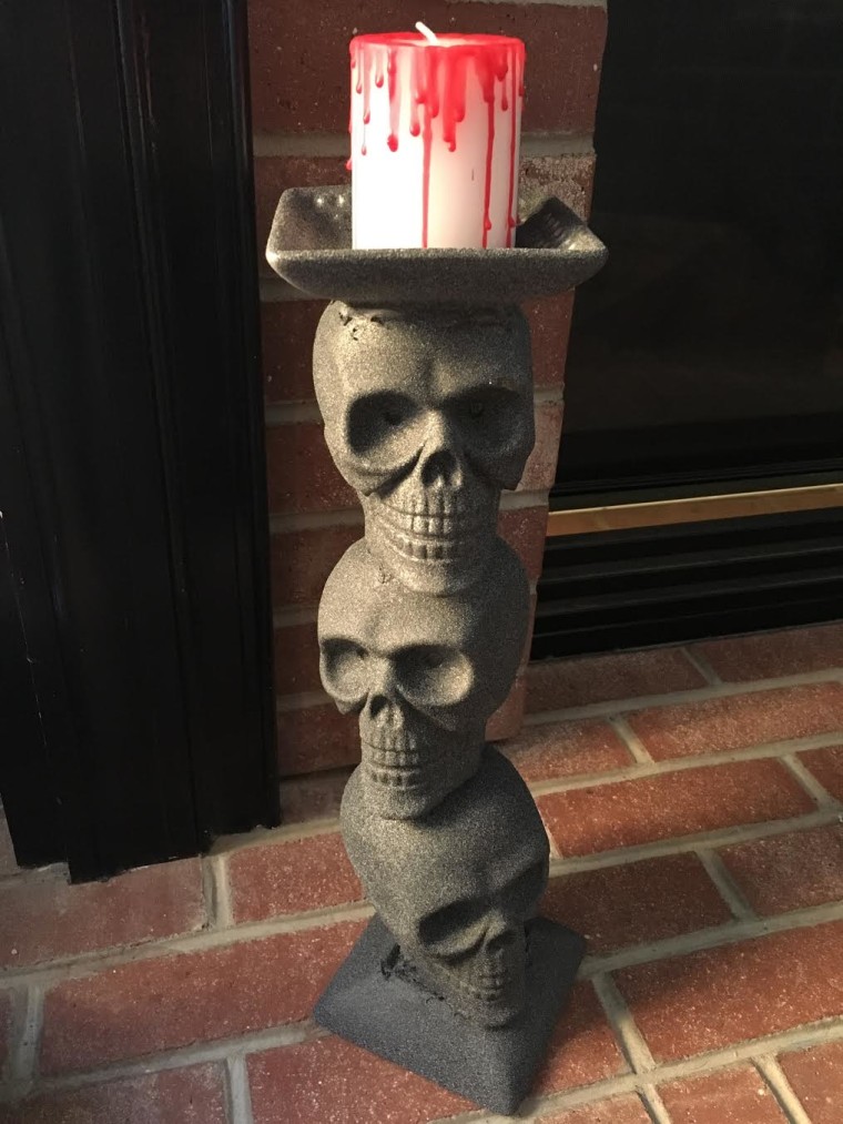 IMAGE: Skull candleholder