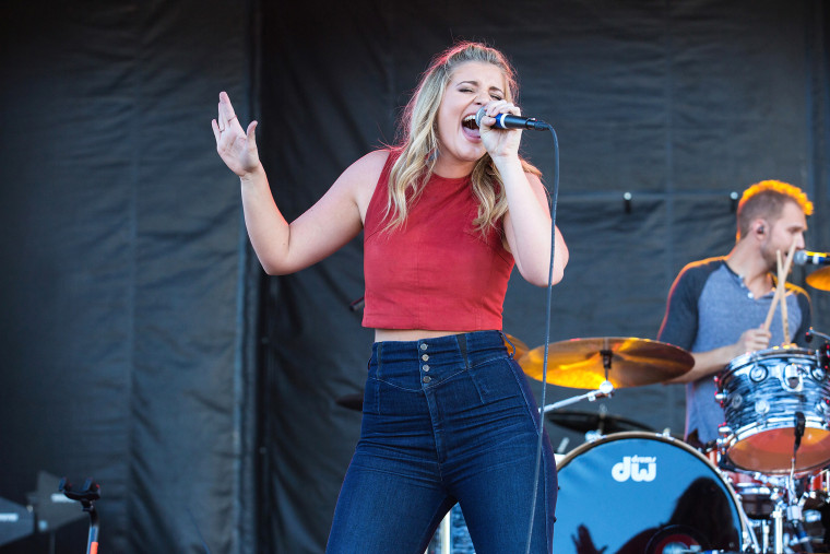 Lauren Alaina