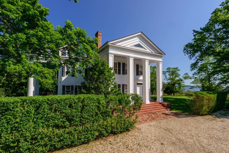 1 Fahys Rd, Sag Harbor, NY, Christie Brinkley Sag Harbor house, Christie Brinkley Hamptons house