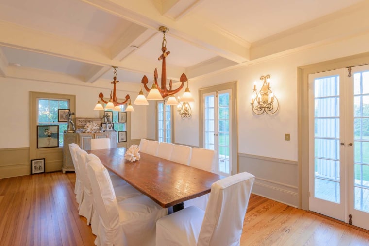 1 Fahys Rd, Sag Harbor, NY, Christie Brinkley Sag Harbor house, Christie Brinkley Hamptons house