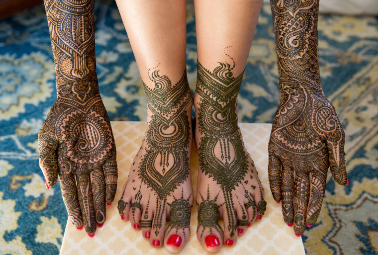 40+ Cool Mehndi Designs That Every 2024 Bride Must Check Out | Bridal Look  | Wedding Blog