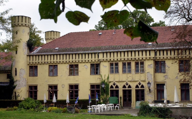 Petzow Castle