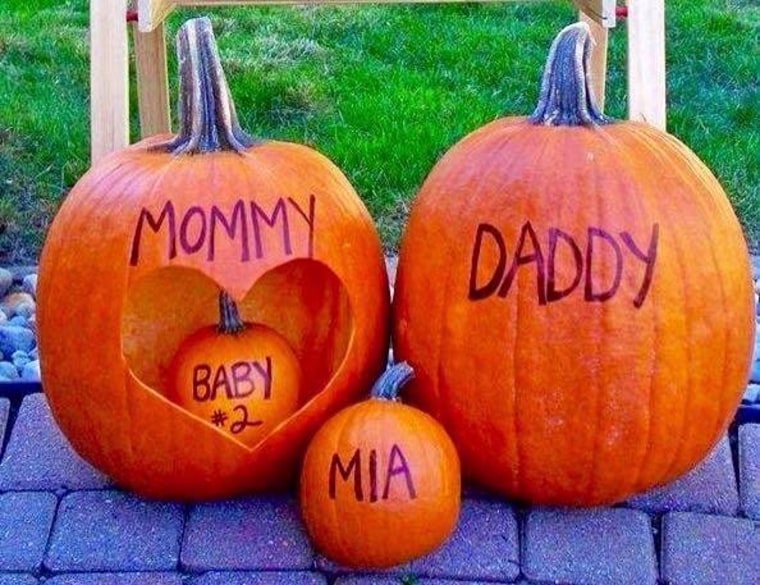 Halloween pregnancy announcement