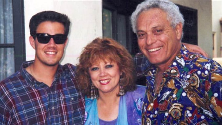 Carson Daly with his parents