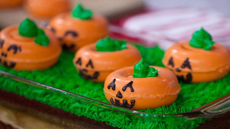 Elise Strachan:6 frighteningly fantastic Halloween desserts'Light Up' Chocolate Brownie Pumpkins. TODAY, October 27th 2016.