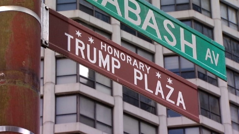 IMAGE: Trump Plaza sign in Chicago