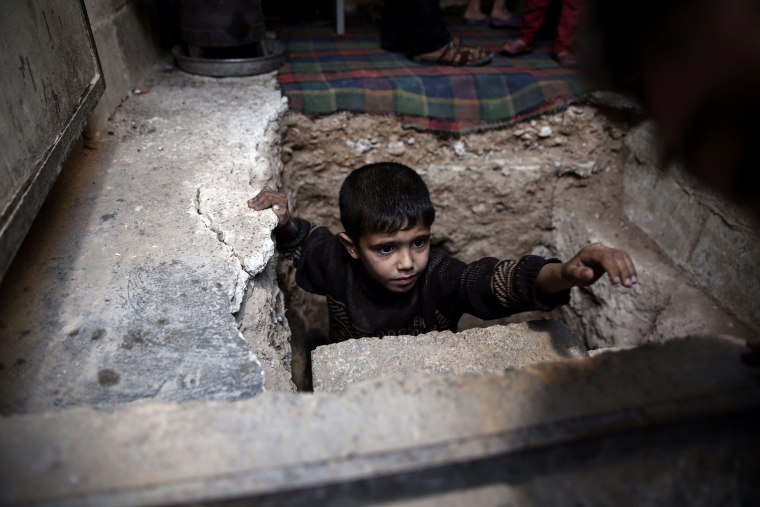 Image: SYRIA-CONFLICT-SHELTER