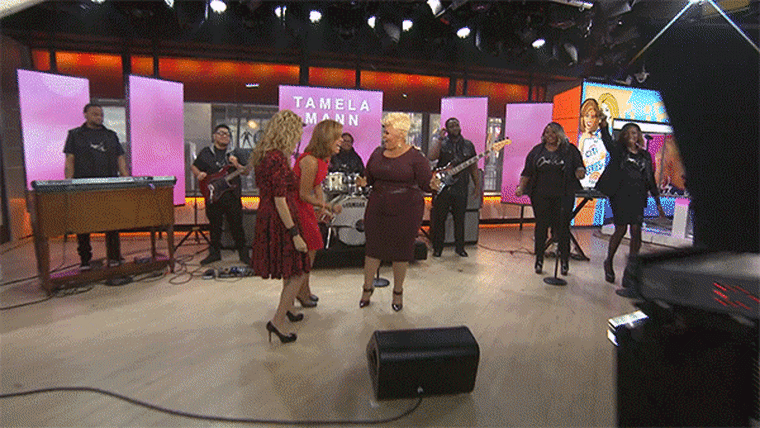 Kathie Lee, Hoda and gospel singer Tamela Mann can't stop dancing!