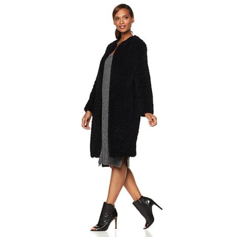 Serena Williams collarless coat