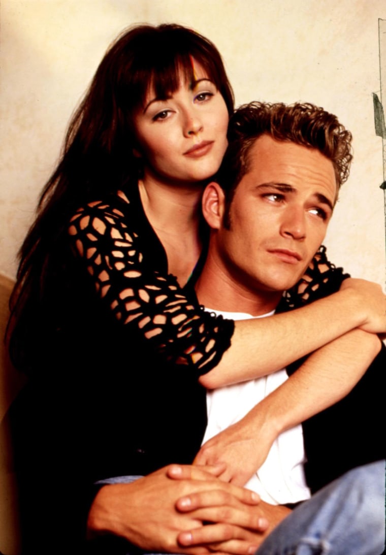 BEVERLY HILLS, 90210, 1990-2000, Shannen Doherty, Luke Perry, 1992