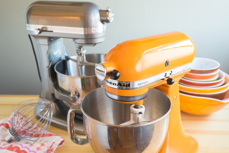 Pie crust in a stand mixer - The Bake School